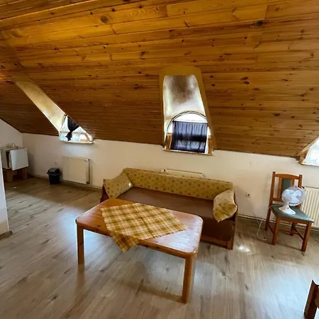 Katalinkert Panzió Panzió *