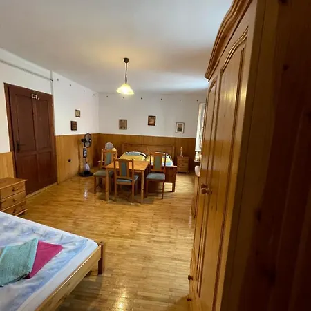 Katalinkert Panzió Alojamento de Acomodação e Pequeno-almoço 3*