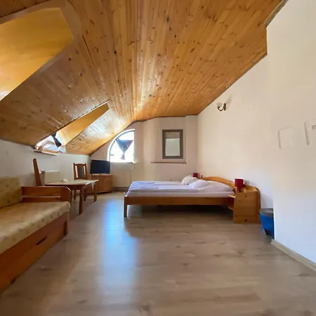Katalinkert Panzio 3* Győr