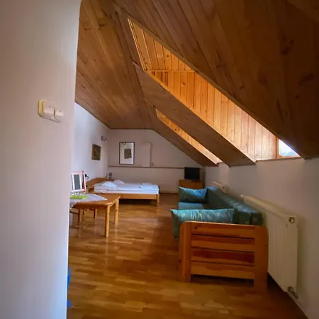 Bed & Breakfast Katalinkert Panzio 3*