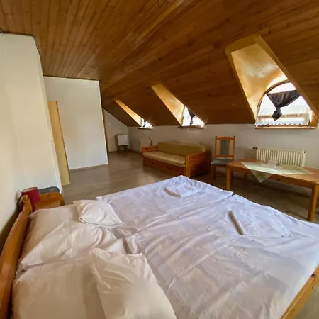 Katalinkert Panzió *