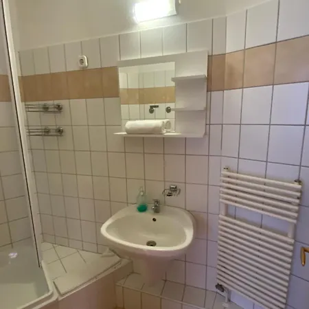Katalinkert Panzio Bed & Breakfast