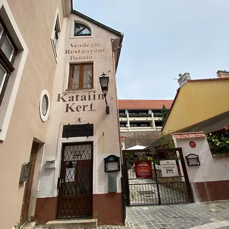 Katalinkert Panzio Győr