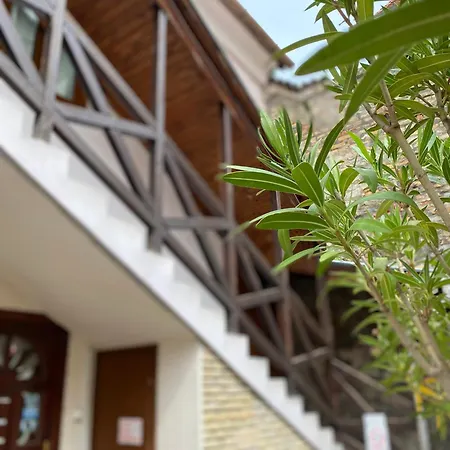 Katalinkert Panzio Bed & Breakfast