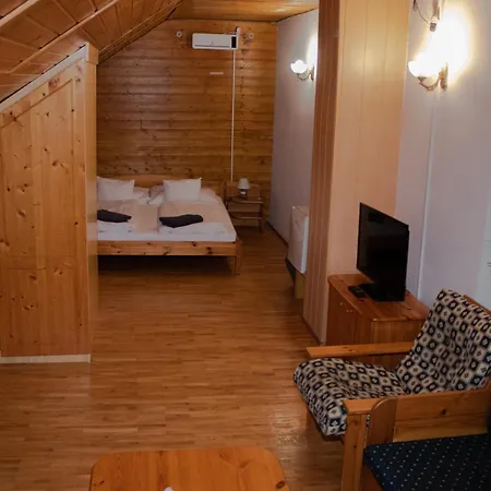 Katalinkert Panzio Bed & Breakfast