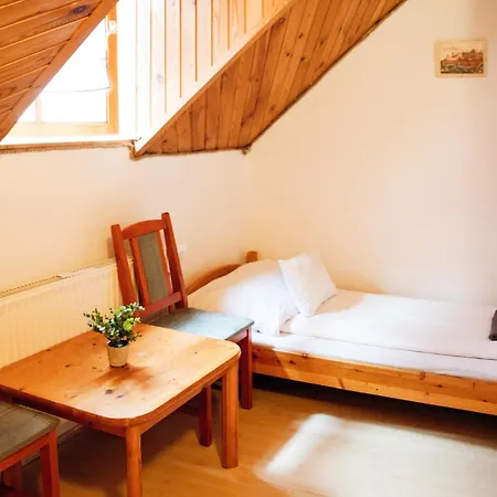 Katalinkert Panzio Bed & Breakfast Győr