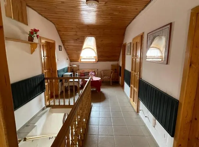 Katalinkert Panzió Alojamento de Acomodação e Pequeno-almoço 3*