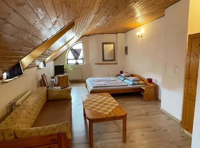 فندق مبيت وإفطار Katalinkert Panzio 3*